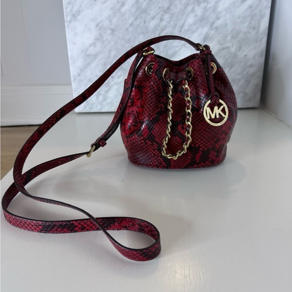 Micheal Kors Crossbody Purse - Picture 1 of 12